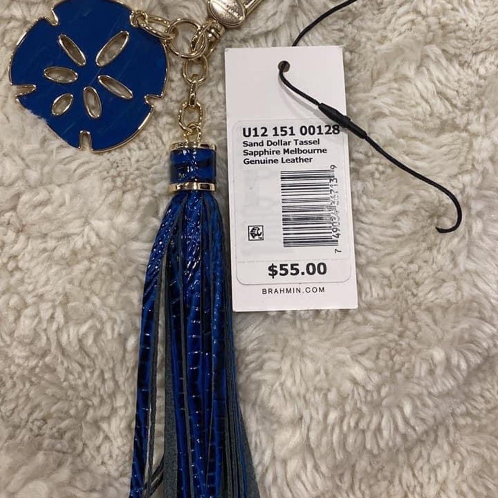 Sapphire Melbourne Sand Dollar Tassel.
